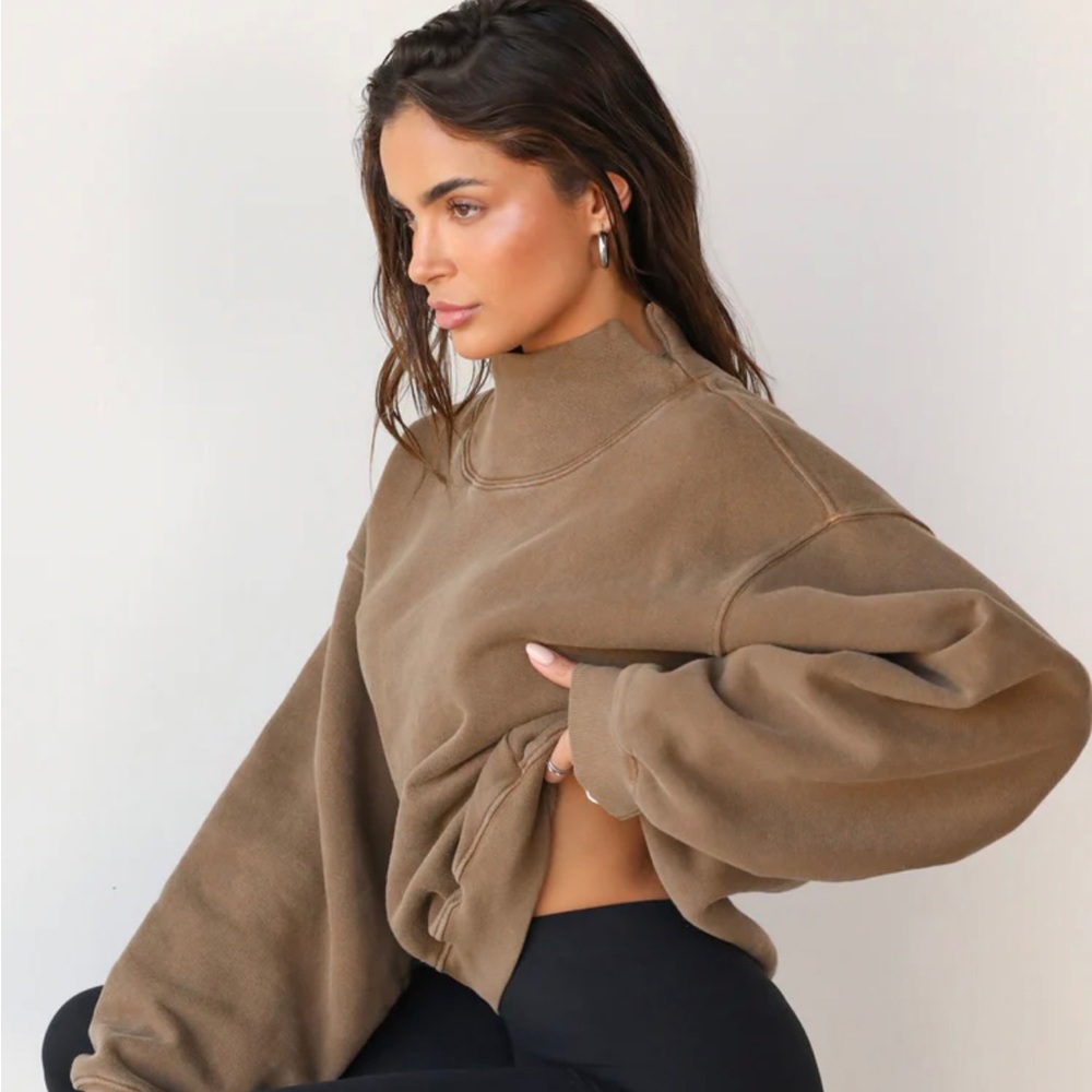 Joah Brown small turtleneck sweater in cocoa!